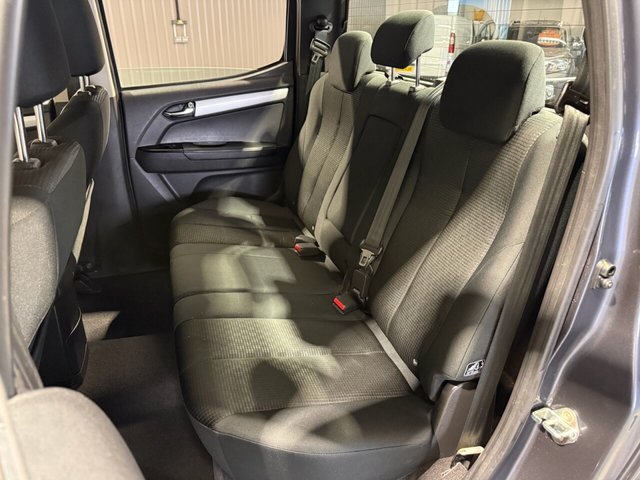 2019 ISUZU D-MAX - Photo 9