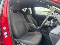 USED 2020 20 TOYOTA C-HR 1.8 VVT-h Design SUV 5dr Petrol Hybrid CVT Euro 6 (s/s) (122 ps) 1.8 VVT-h Design SUV 5dr Petrol Hybrid CVT Euro 6 (s/s) (122 ps)