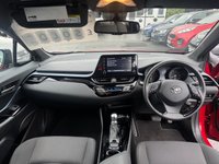 USED 2020 20 TOYOTA C-HR 1.8 VVT-h Design SUV 5dr Petrol Hybrid CVT Euro 6 (s/s) (122 ps) 1.8 VVT-h Design SUV 5dr Petrol Hybrid CVT Euro 6 (s/s) (122 ps)