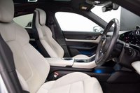 USED 2020 70 PORSCHE TAYCAN Performance Plus 93.4kWh 4S Saloon  