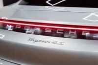 USED 2020 70 PORSCHE TAYCAN Performance Plus 93.4kWh 4S Saloon  