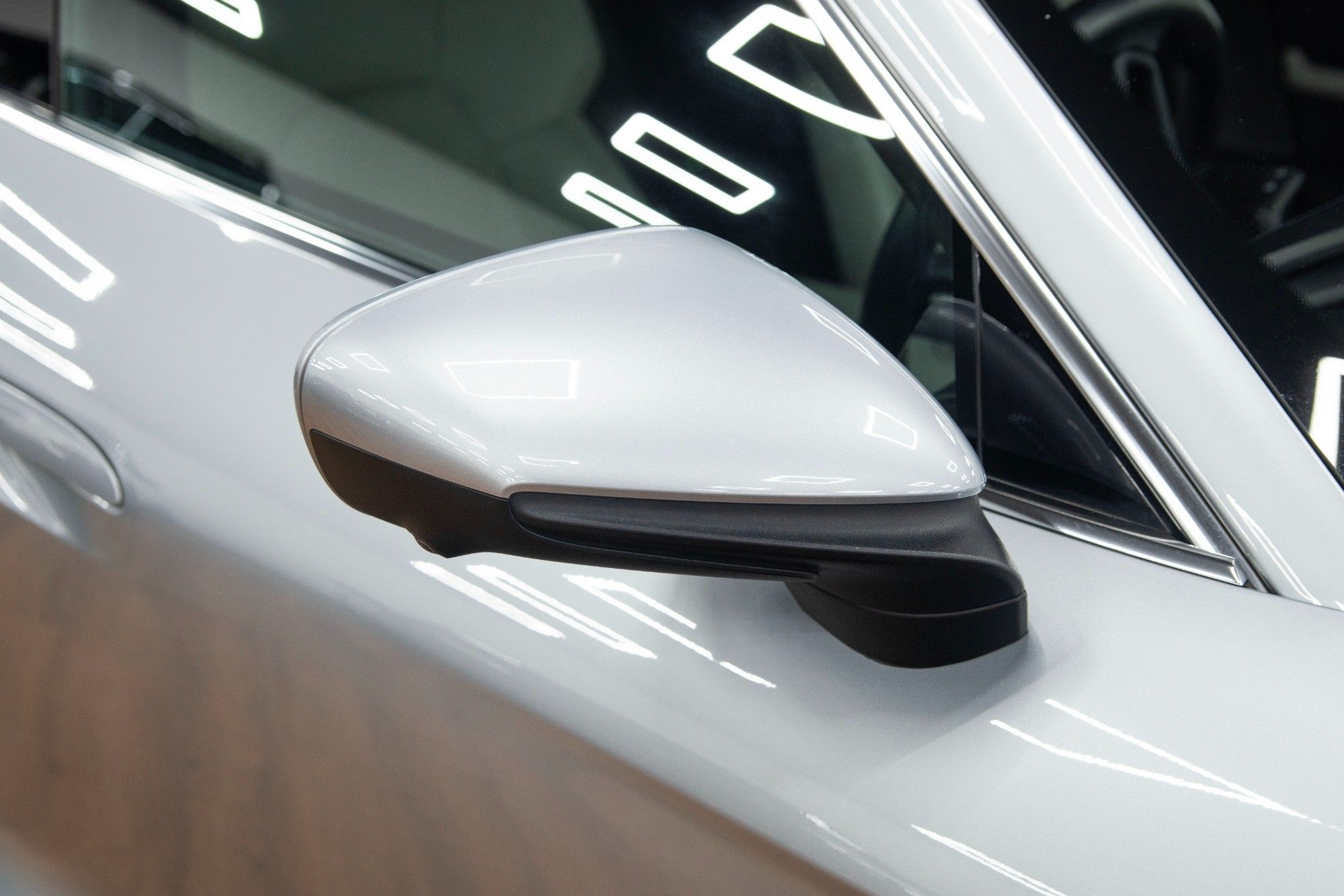 USED 2020 70 PORSCHE TAYCAN Performance Plus 93.4kWh 4S Saloon  