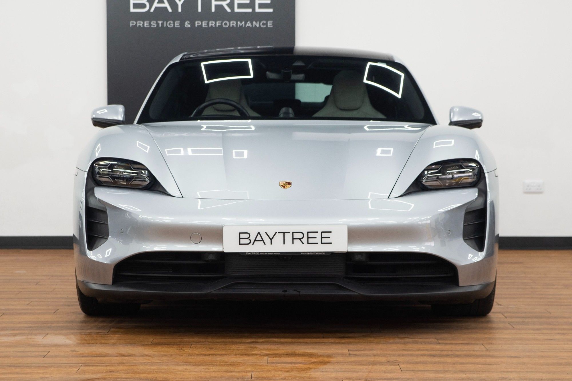 USED 2020 70 PORSCHE TAYCAN Performance Plus 93.4kWh 4S Saloon  
