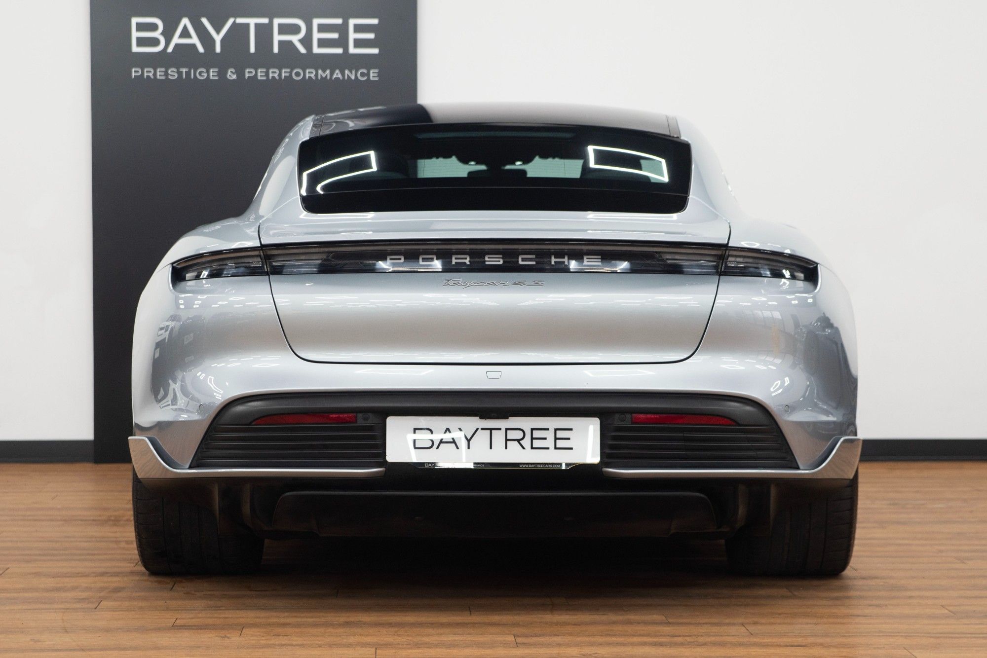 USED 2020 70 PORSCHE TAYCAN Performance Plus 93.4kWh 4S Saloon  