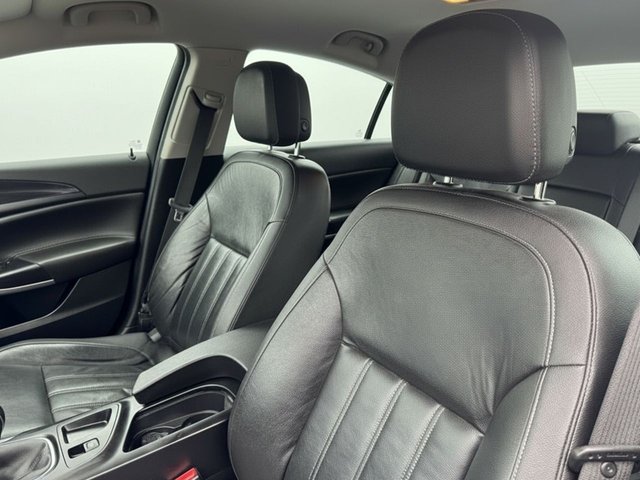 2015 Vauxhall Insignia 1.6L Elite 5dr - Photo 12