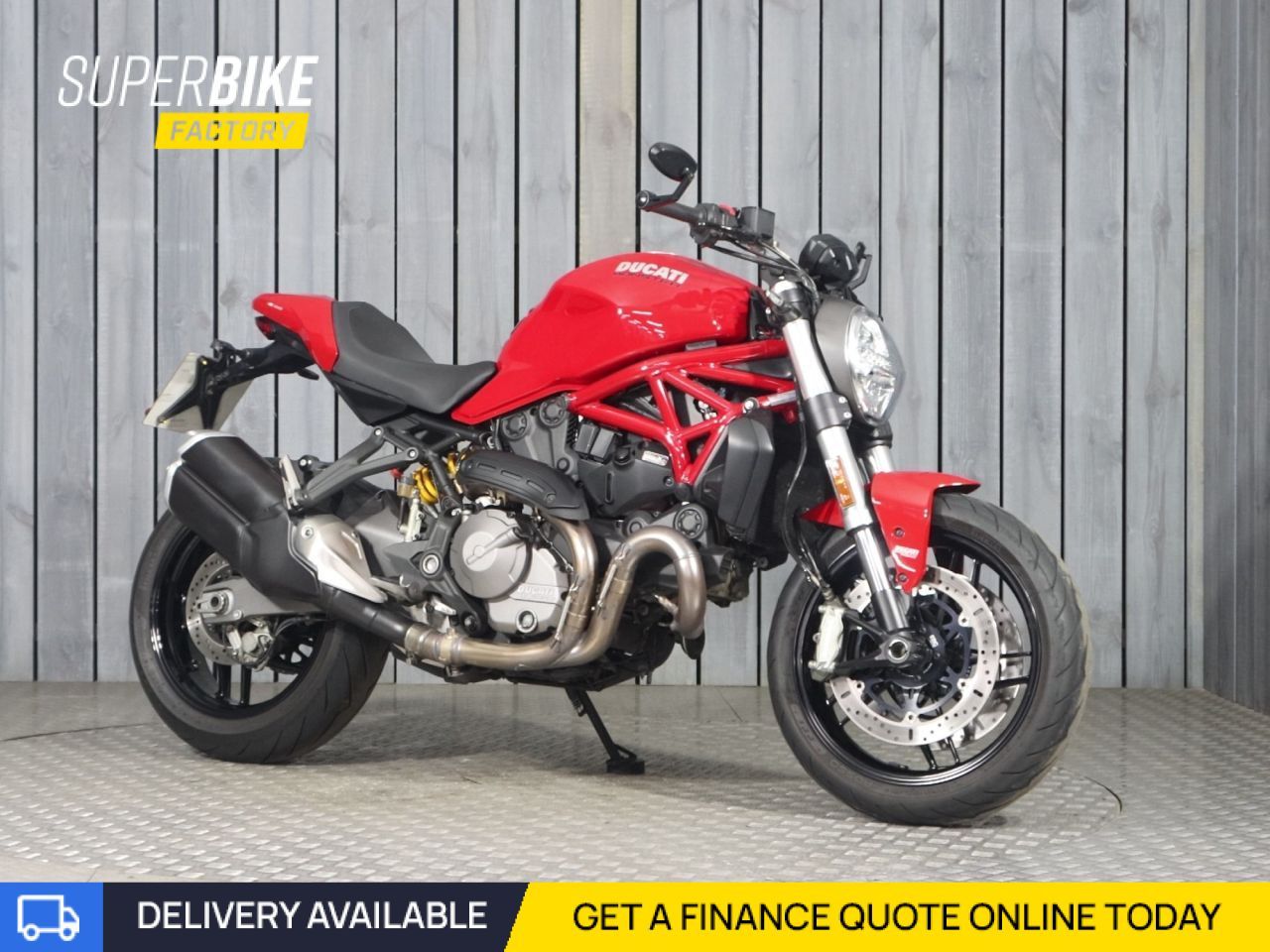 DUCATI MONSTER 821MONSTER 821