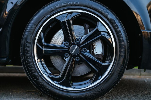 View our VOLKSWAGEN TRANSPORTER SPORTLINE