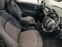 USED 2020 20 MINI HATCH 1.5 Cooper Classic Hatchback 3dr Petrol Manual Euro 6 (s/s) (136 ps) 