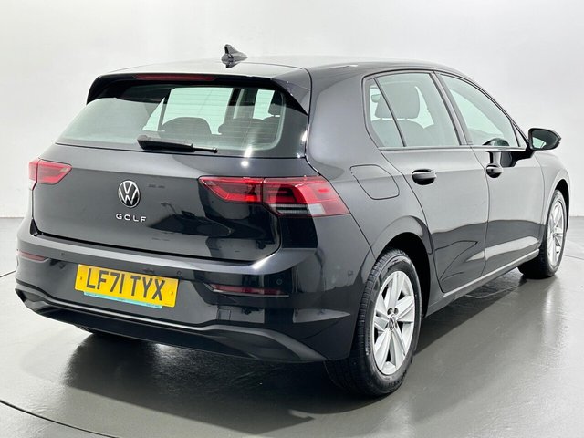 2021 Volkswagen Golf - Photo 8