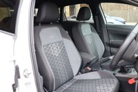USED 2023 72 VOLKSWAGEN POLO 1.0 TSI R-LINE 5 DOOR 17s HEATED SEATS CAMERA NAV