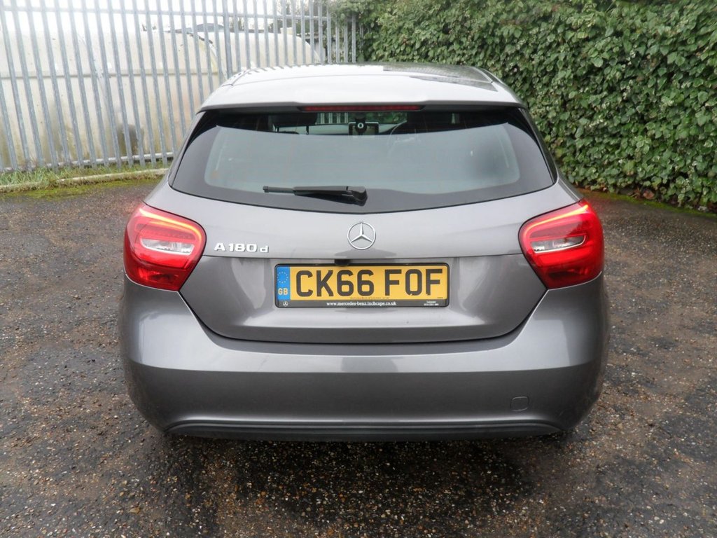 USED 2016 66 MERCEDES-BENZ A-CLASS 1.5 A180d SE Hatchback 5dr Diesel Manual Euro 6 (s/s) (109 ps) Diesel Manual Hatch Full History