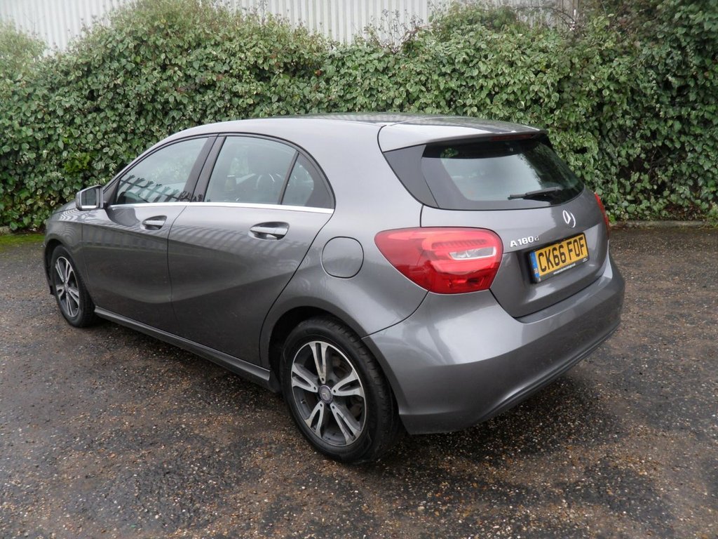 USED 2016 66 MERCEDES-BENZ A-CLASS 1.5 A180d SE Hatchback 5dr Diesel Manual Euro 6 (s/s) (109 ps) Diesel Manual Hatch Full History