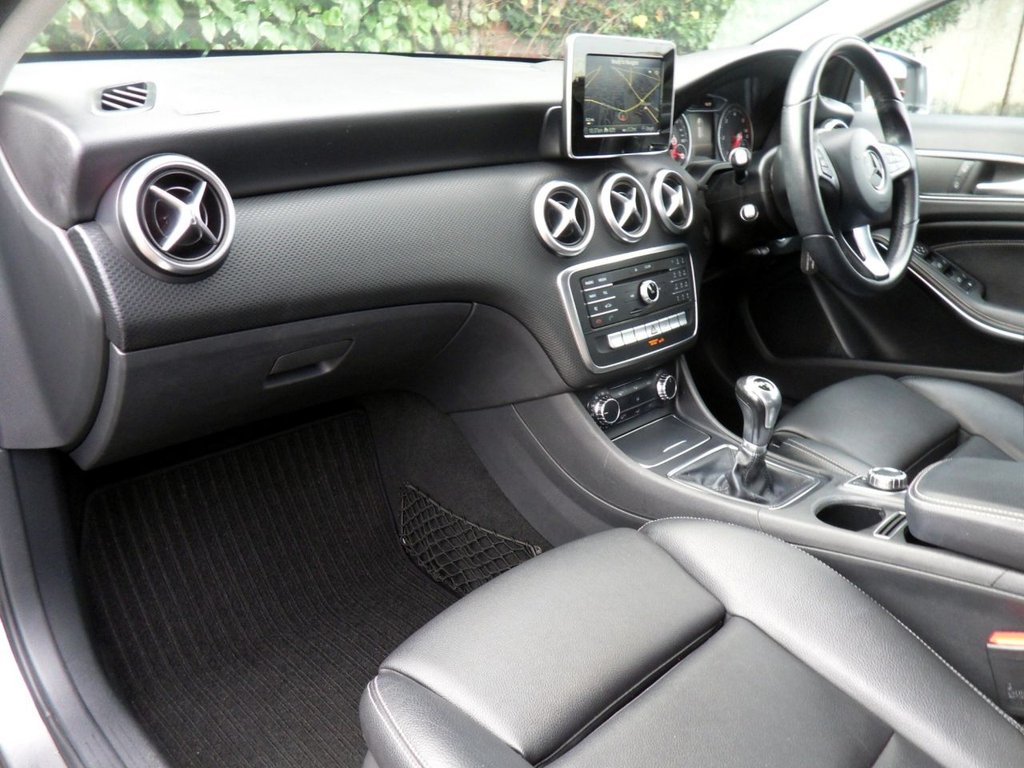 USED 2016 66 MERCEDES-BENZ A-CLASS 1.5 A180d SE Hatchback 5dr Diesel Manual Euro 6 (s/s) (109 ps) Diesel Manual Hatch Full History