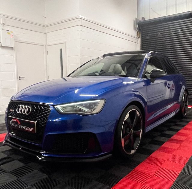 2016 AUDI RS3 - Photo 8