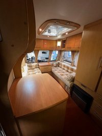 USED BAILEY PAGEANT MAJESTIC 