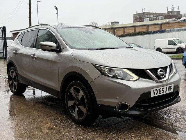 2015 Nissan Qashqai 1.5 dCi n-tec+ SUV 5 Door Diesel Manual Silver 2WD Euro 6 Low Tax photo