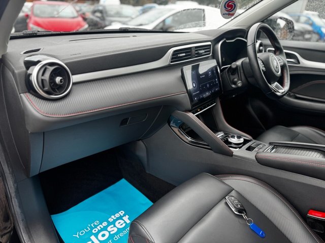 2022 MG MG ZS - Photo 3