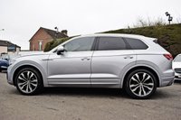 USED 2019 19 VOLKSWAGEN TOUAREG 3.0 TDI V6 R-Line SUV 5dr Diesel Tiptronic 4Motion Euro 6 (s/s) (231 ps) IMMACULATE CONDITION  .  R-LINE EDITION  .  REVERSING CAM