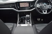USED 2019 19 VOLKSWAGEN TOUAREG 3.0 TDI V6 R-Line SUV 5dr Diesel Tiptronic 4Motion Euro 6 (s/s) (231 ps) IMMACULATE CONDITION  .  R-LINE EDITION  .  REVERSING CAM
