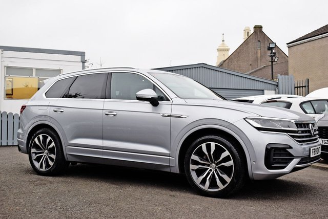 2019 VOLKSWAGEN TOUAREG 3.0 TDI V6 R-Line SUV 5dr Diesel Tiptronic 4Motion Euro 6 (s/s) (231 ps) - Photo 2