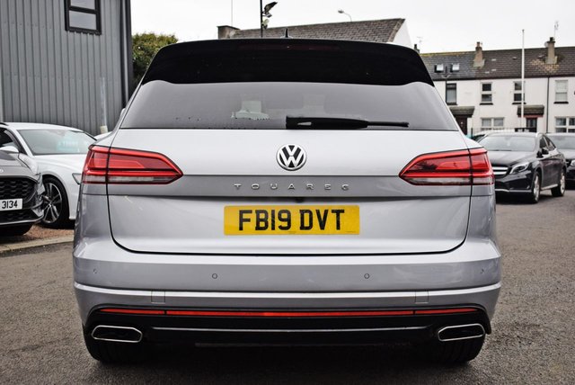 2019 VOLKSWAGEN TOUAREG 3.0 TDI V6 R-Line SUV 5dr Diesel Tiptronic 4Motion Euro 6 (s/s) (231 ps) - Photo 4