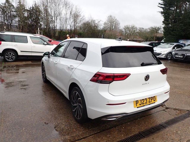 2023 VOLKSWAGEN GOLF - Photo 5
