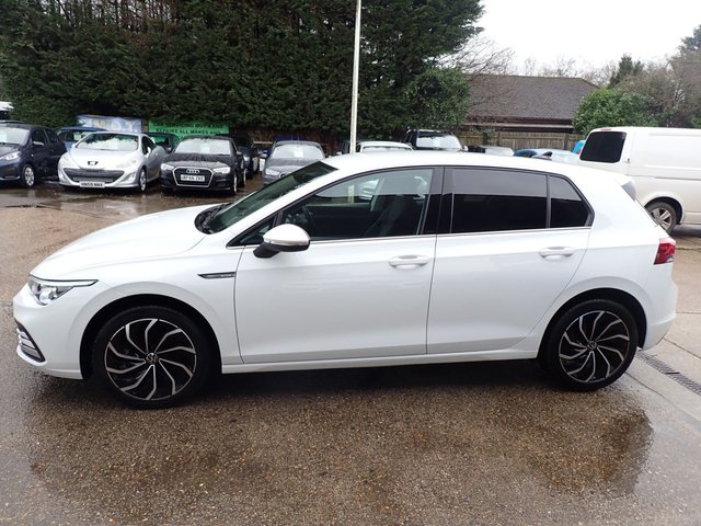 2023 VOLKSWAGEN GOLF - Photo 6