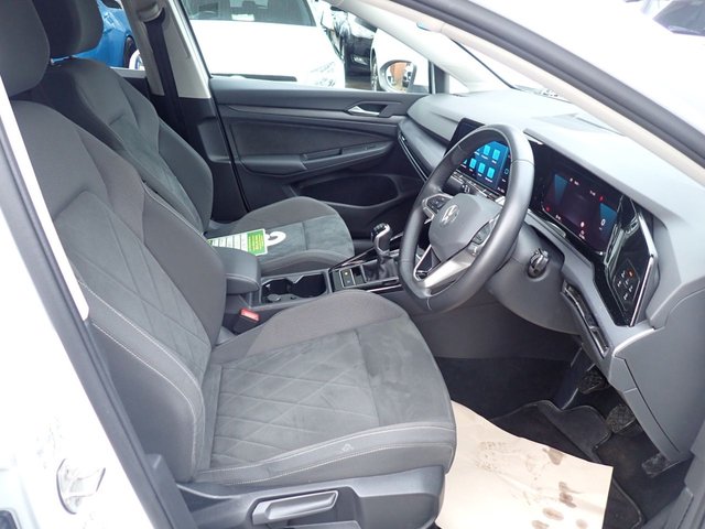 2023 VOLKSWAGEN GOLF - Photo 9