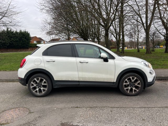 2015 FIAT 500X 1.6 MultiJetII Cross SUV 5dr Diesel Manual Euro 6 (s/s) (120 ps) - Photo 8