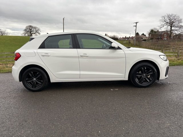 View our Audi A1 1.0 TFSI 25 Technik Sportback 5dr Petrol Manual Euro 6 (s/s) (95 ps)