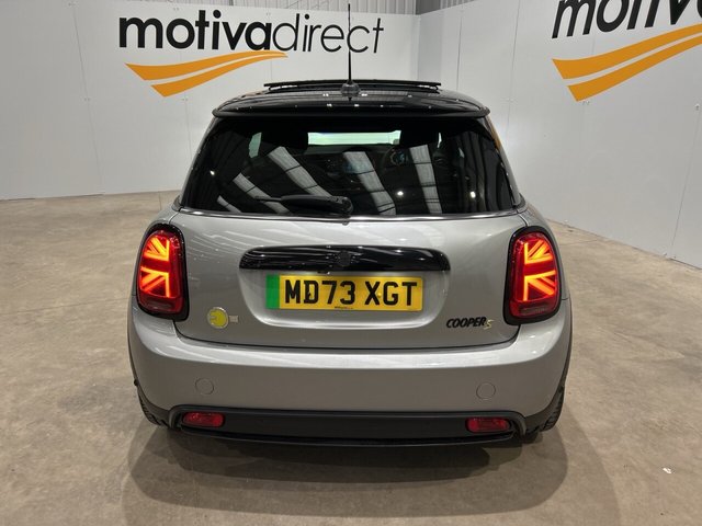 2023 MINI Electric Hatch - Photo 10