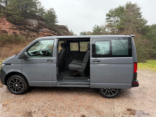 2023 VOLKSWAGEN TRANSPORTER 2.0 TDI T30 Startline Kombi Double Cab 5dr Diesel Manual FWD SWB Euro 6 (s/s) (110 ps) - Photo 5