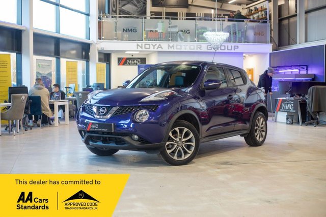 2015 Nissan Juke 1.6 Tekna SUV 5dr Petrol XTRON Euro 5 (117 ps) photo