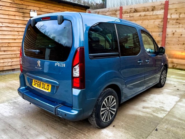 2018 PEUGEOT PARTNER TEPEE - Photo 9