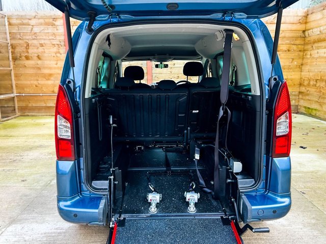 2018 PEUGEOT PARTNER TEPEE - Photo 12