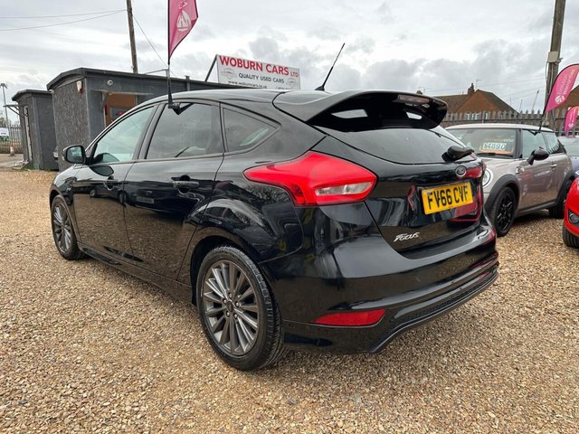 2017 FORD FOCUS 1.5 TDCi ST-Line Hatchback 5dr Diesel Manual Euro 6 (s/s) (120 ps) - Photo 10