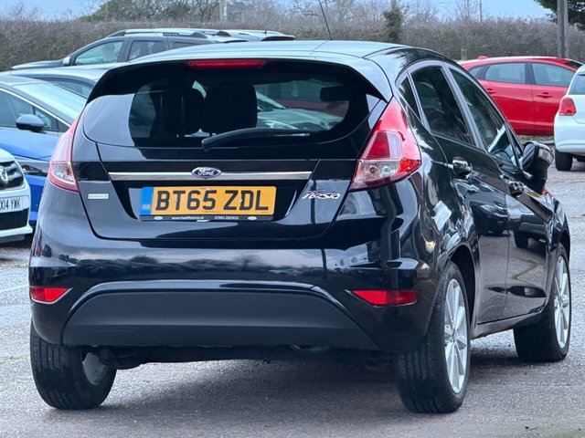 2015 Ford Fiesta 1L Titanium 5dr - Photo 6