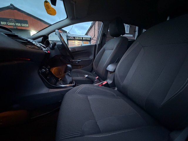 2015 Ford Fiesta 1L Titanium 5dr - Photo 8