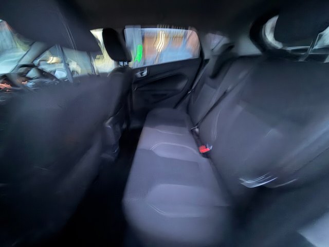 2015 Ford Fiesta 1L Titanium 5dr - Photo 9