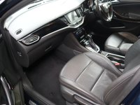 USED 2017 17 VAUXHALL ASTRA 1.4i Turbo Elite Sports Tourer 5dr Petrol Auto Euro 6 (s/s) (150 ps) FRONT AND REAR SENSORS! AUTO! HEATED SEATS AND STEERING WHEEL!