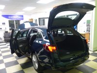 USED 2017 17 VAUXHALL ASTRA 1.4i Turbo Elite Sports Tourer 5dr Petrol Auto Euro 6 (s/s) (150 ps) FRONT AND REAR SENSORS! AUTO! HEATED SEATS AND STEERING WHEEL!
