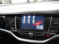 USED 2017 17 VAUXHALL ASTRA 1.4i Turbo Elite Sports Tourer 5dr Petrol Auto Euro 6 (s/s) (150 ps) FRONT AND REAR SENSORS! AUTO! HEATED SEATS AND STEERING WHEEL!