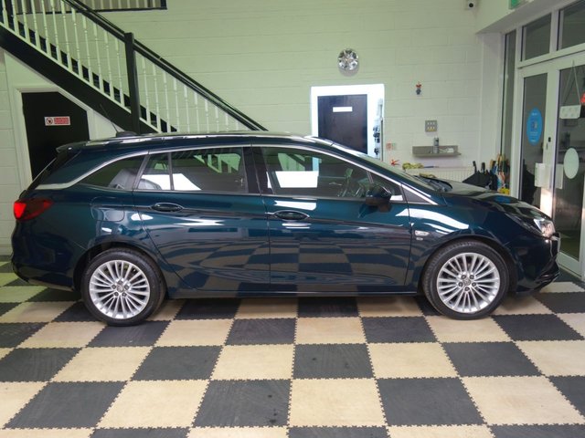 2017 VAUXHALL ASTRA - Photo 5