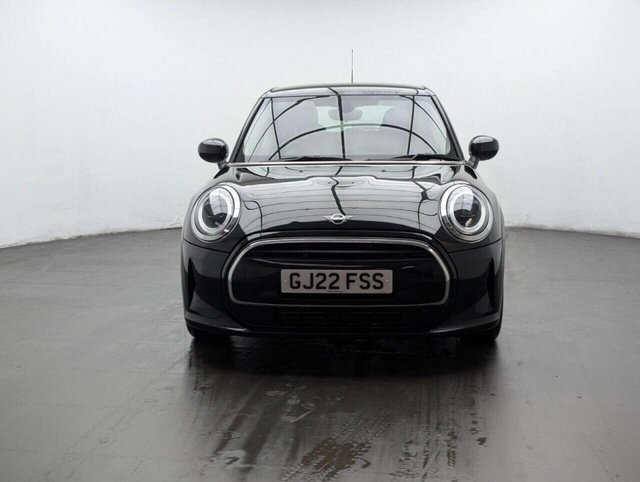 USED 2022 22 MINI HATCH 1.5 Cooper Classic Hatchback 5dr Petrol Manual Euro 6 (s/s) (136 ps) 8.8IN TOUCHSCREEN + HEATED STEERING CLICK & COLLECT/HOME DELIVERY