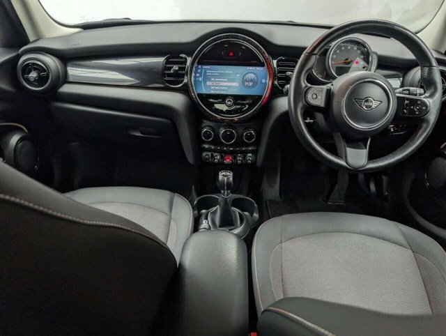 USED 2022 22 MINI HATCH 1.5 Cooper Classic Hatchback 5dr Petrol Manual Euro 6 (s/s) (136 ps) 8.8IN TOUCHSCREEN + HEATED STEERING CLICK & COLLECT/HOME DELIVERY