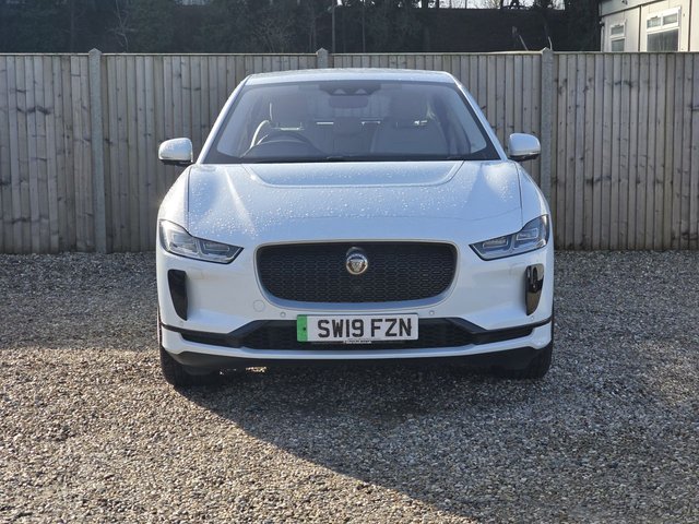 2019 JAGUAR I-PACE - Photo 8