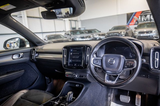 2019 Volvo Xc40 2L R-Design 5dr - Photo 2