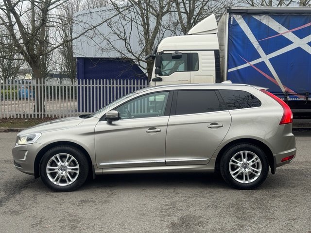 2015 Volvo Xc60 2.4L SE Lux Nav 5dr - Photo 4