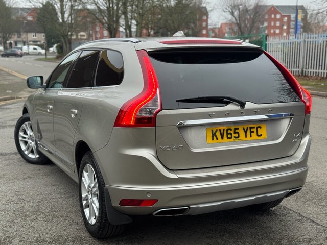 2015 Volvo Xc60 2.4L SE Lux Nav 5dr - Photo 5