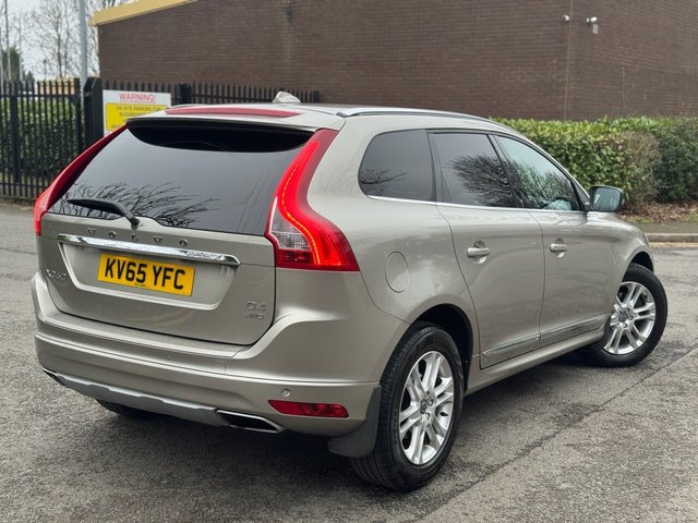 2015 Volvo Xc60 2.4L SE Lux Nav 5dr - Photo 7